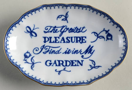 Mottahedah Giftware & Figurines Tray-The Greatest Pleasure I Find Is In  - No Box