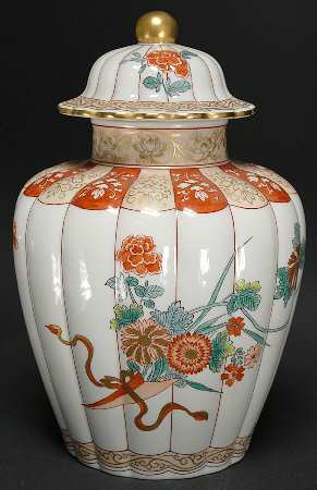 Mottahedah Giftware & Figurines Floral Ginger Jar - No Box