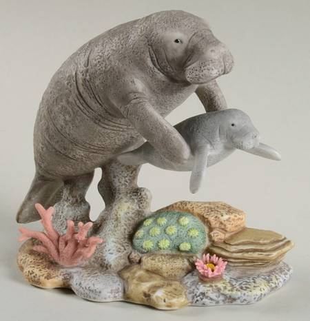 Wonders of the Sea Manatee & Baby - Boxed