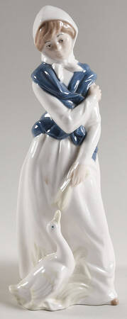 Mirmasu Porcelain Figurine Girl With Shawl & Duck - No Box