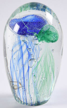 Murano Figurines 2 Jellyfish Paperweight-Green/Blue - No Box