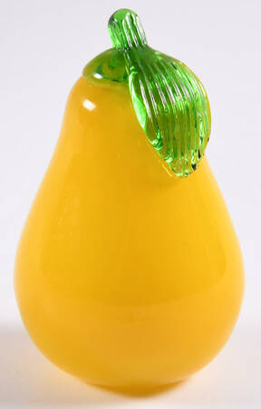 Murano Figurines Pear - No Box