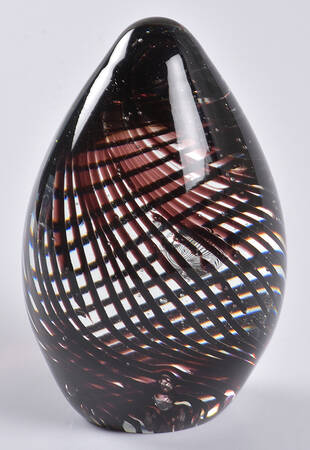 Murano Figurines Egg Shaped Paperweight-Swirl - No Box