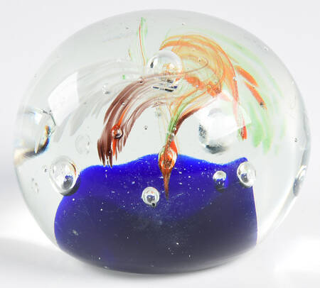 Murano Figurines Papaerweight Cobalt Bottom Bubbles Multi - No Box
