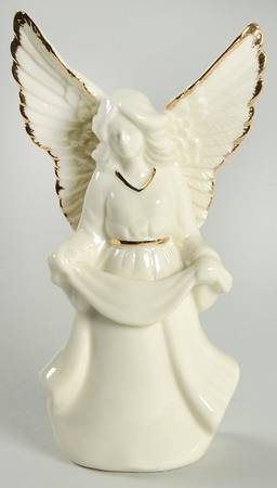 Holiday Splendor Angel With Cloth - With Box
