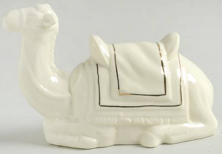 Holiday Splendor Camel - No Box