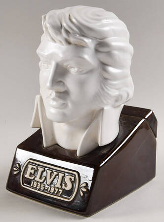 Entertainer Series Elvis Bust - 1935-1977 - Boxed