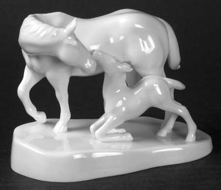 Mothers Day Figurine Mare And Colt - Boxed