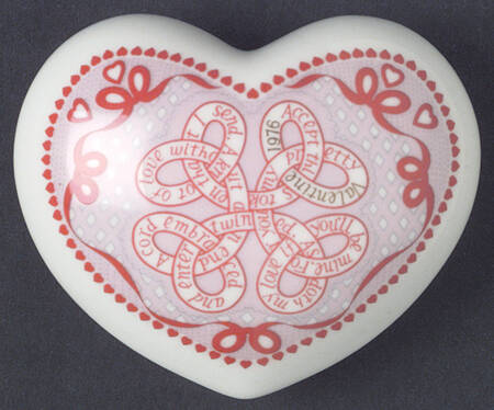 Valentines Heart Love Knot - Boxed