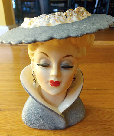 Napco Head Vases Lady W/ Hat - No Box
