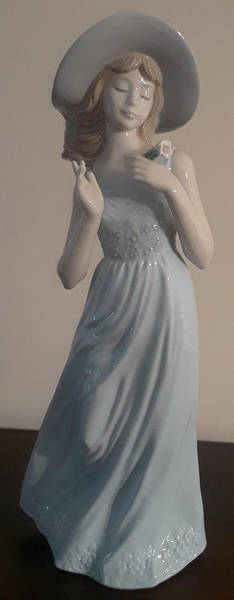 Nadal Porcelain Figurines Girl Wearing Hat Holding A Flower - Boxed