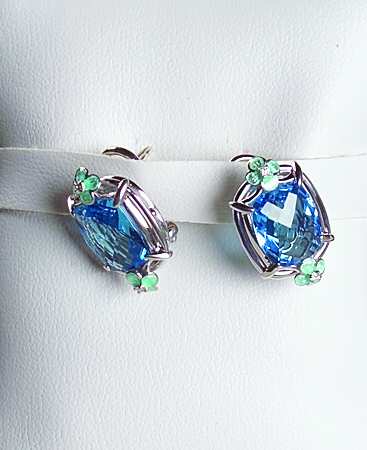 Nicole Barr Jewelry Diamond/ Dk Blue Topaz .038 Ct - Boxed