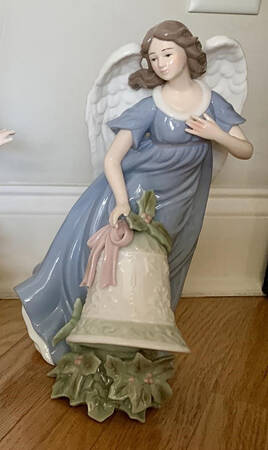 Grandeur Noel Angel With Bell - Boxed
