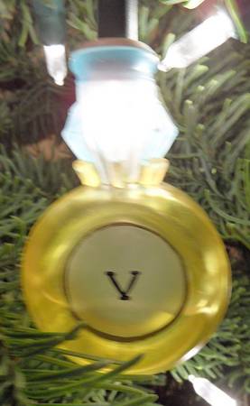 12 Days To Christmas Light Covers Five Golden Rings - No Box