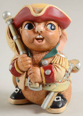 PenDelfin Figurine Captain Musket - With Box