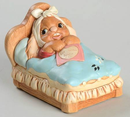 PenDelfin Figurine Chirpy-Blue Blanket - Boxed