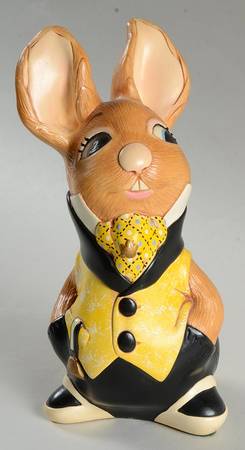 PenDelfin Figurine Uncle Soames-Yellow Vest - Boxed
