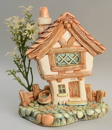 PenDelfin Figurine Cobble Cottage - Boxed