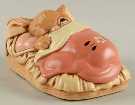 PenDelfin Figurine Peeps-Pink Blanket/Pillow - Boxed