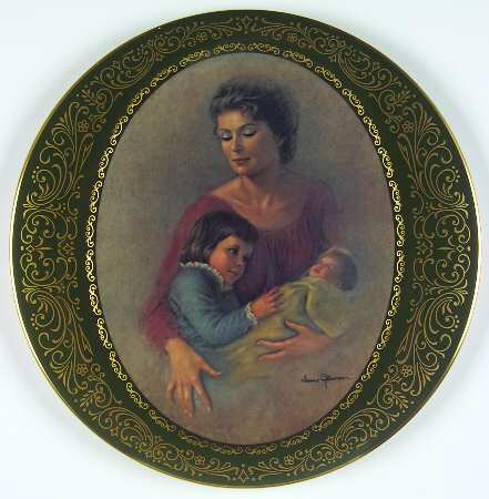 Mothers Love Precious Moment - Boxed
