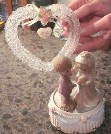 Precious Moments Crystal Figurines Bride And Groom - Boxed