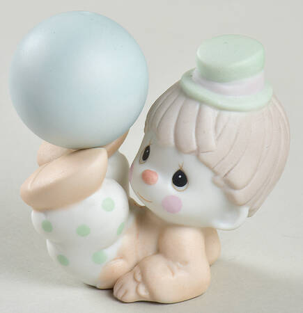 Clown-Boy Balancing Ball Cedar Tree-Clown Boy With Ball - Cedar Tree Trademark, No Box