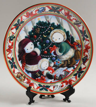 Princess House Christmas Plate Trim A Tree With Frosty Friends - Boxed