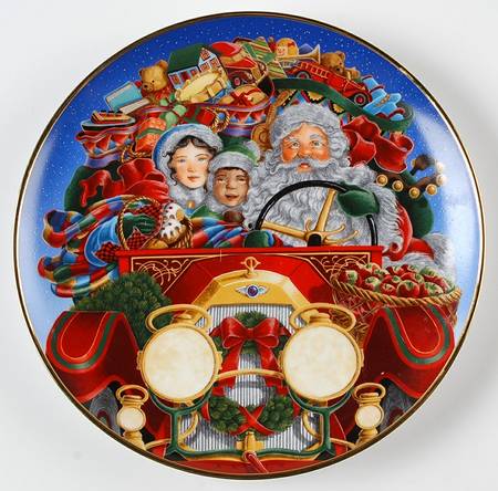 Princess House Christmas Plate Santa's Magical Ride - Boxed