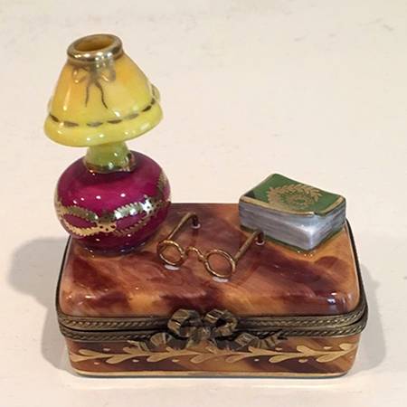 PEINT MAIN LIMOGES BOX Lamp, Book And Glasses - Nb694, No Box