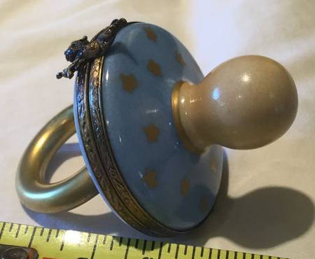 PEINT MAIN LIMOGES BOX Blue Pacifier - Nb704, No Box