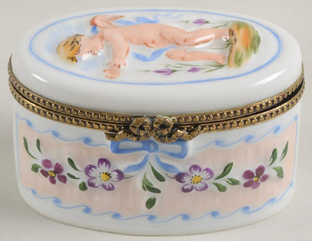 PEINT MAIN LIMOGES BOX Cherub- Purple Flowers - Nb720, No Box