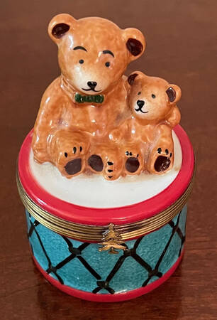 PEINT MAIN LIMOGES BOX Teddy Bears On Drum - Nb734, No Box