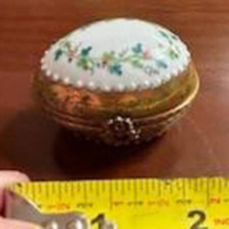 PEINT MAIN LIMOGES BOX Oval Floral Box - Nb739, No Box