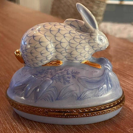 PEINT MAIN LIMOGES BOX Rabbit-Blue Fishnet - Nb740, No Box
