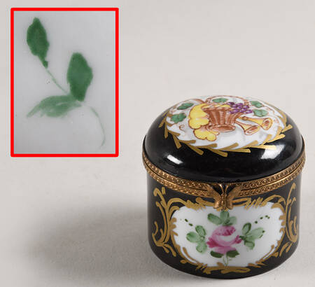 PEINT MAIN LIMOGES BOX Round Box Black -Floral Basket - Nb767, No Box