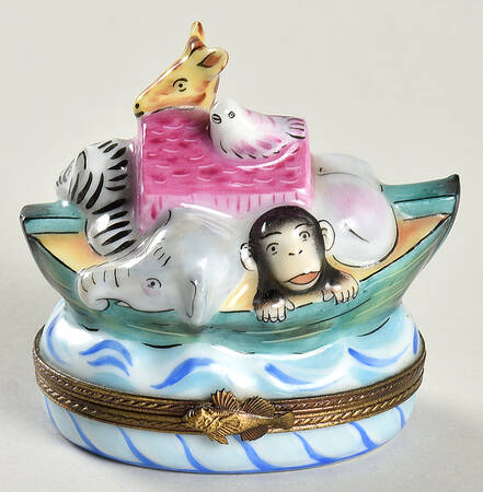 PEINT MAIN LIMOGES BOX Noahs Ark - With Box
