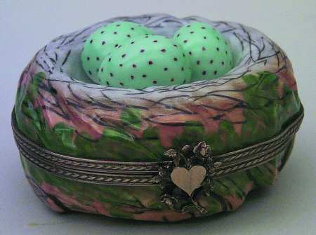 PEINT MAIN LIMOGES BOX Bird Nest - No Box