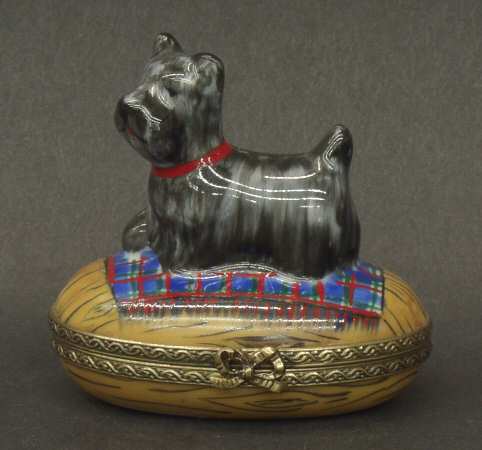 PEINT MAIN LIMOGES BOX Black Fox  Terrier - Boxed