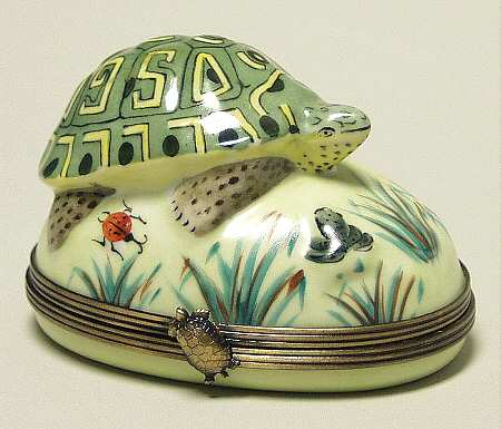 PEINT MAIN LIMOGES BOX Turtle - No Box