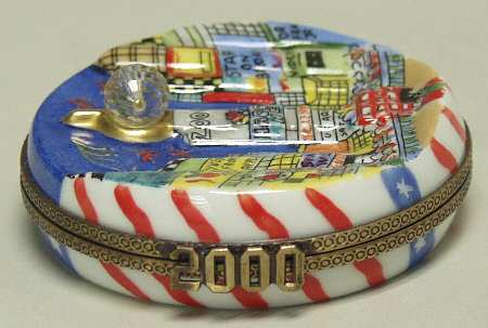 PEINT MAIN LIMOGES BOX Happy New Year 2000 - With Box Bx362