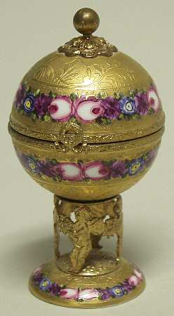 PEINT MAIN LIMOGES BOX Cherub Box - With Box Bx373