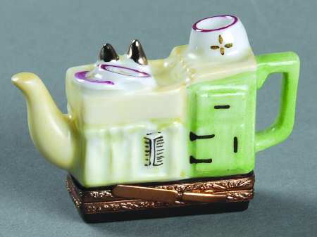 PEINT MAIN LIMOGES BOX Stove Teapot - With Box Bx396