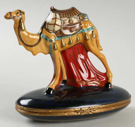 PEINT MAIN LIMOGES BOX Camel Standing - With Box Bx432