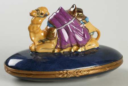 PEINT MAIN LIMOGES BOX Camel Sitting - Purple - Boxed