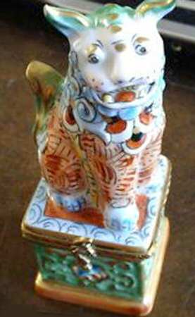 PEINT MAIN LIMOGES BOX Chinese Foo Dog - No Box