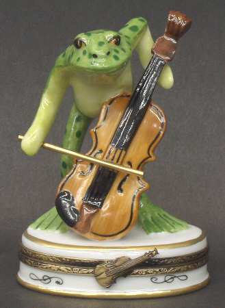 PEINT MAIN LIMOGES BOX Frog W/Fiddle - Boxed