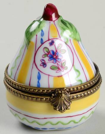 PEINT MAIN LIMOGES BOX Pear-Shaped  - No Box