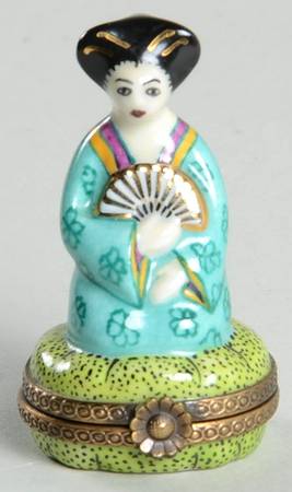 PEINT MAIN LIMOGES BOX Oriental Lady With Fan - No Box 524