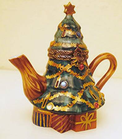 PEINT MAIN LIMOGES BOX Christmas Tree Teapot - Boxed