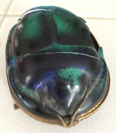 PEINT MAIN LIMOGES BOX Blue/Green Beetle - No Box